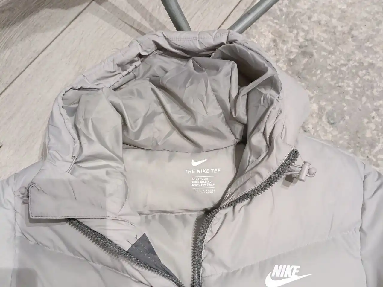 Продам куртку