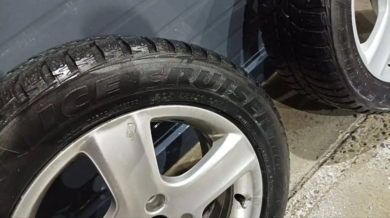 Продам диски с резиной на Ситроен