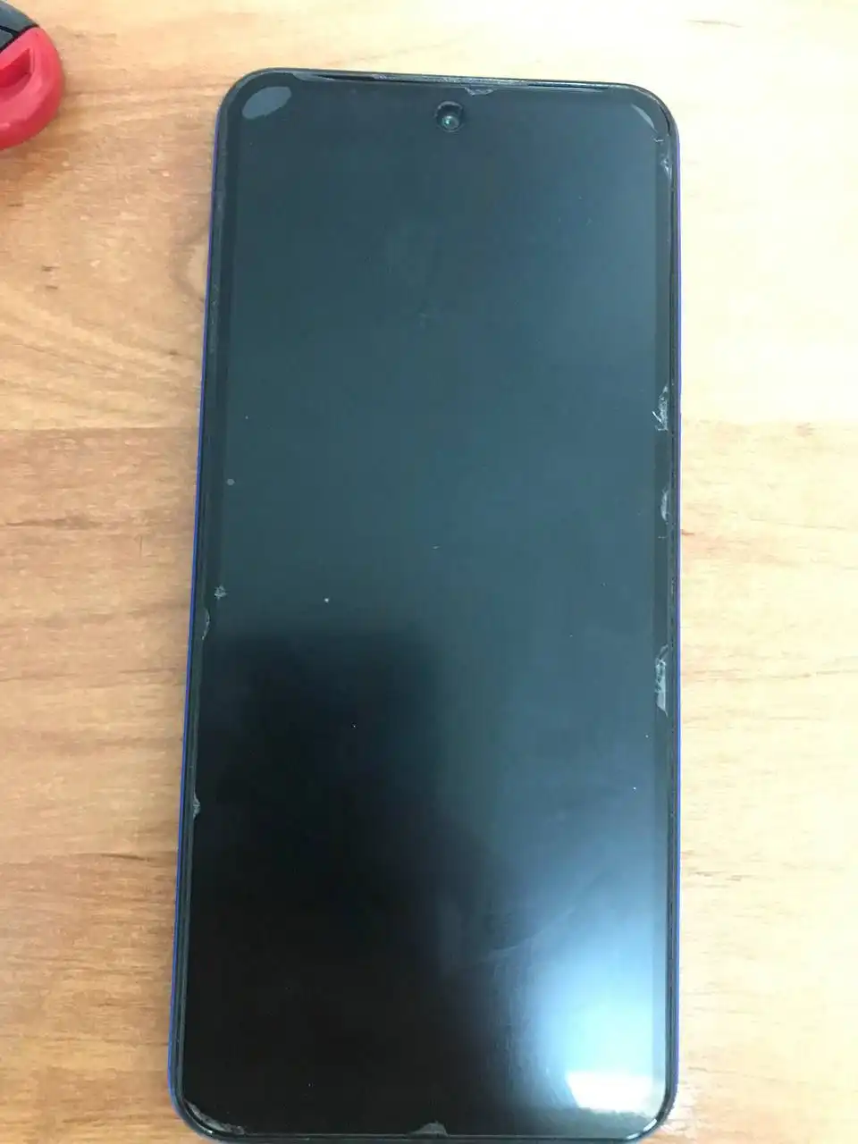 Продам телефон