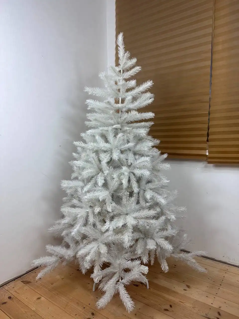 Искусственная ель White Crystal 160 см