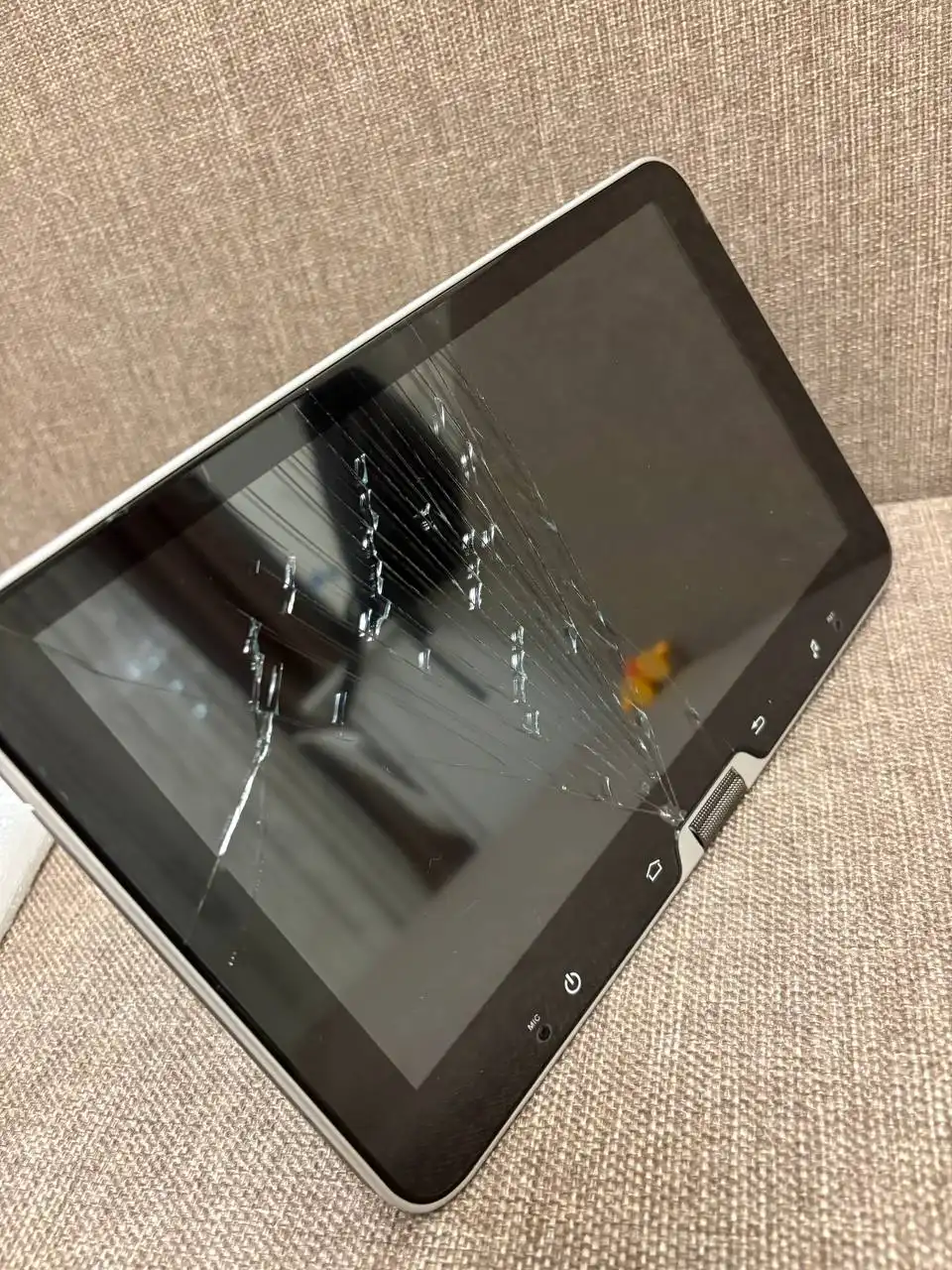 Автомагнитола BOS-MINI BOS T115XZ под ремонт