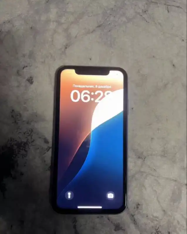 IPhone 11 64gb с неисправной камерой и Face ID