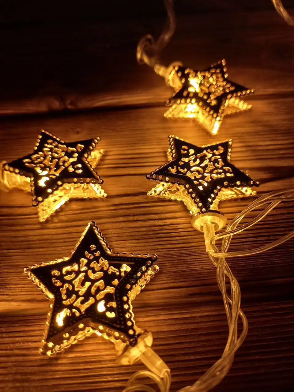 Продажа новогодних гирлянд металлических с теплым светом