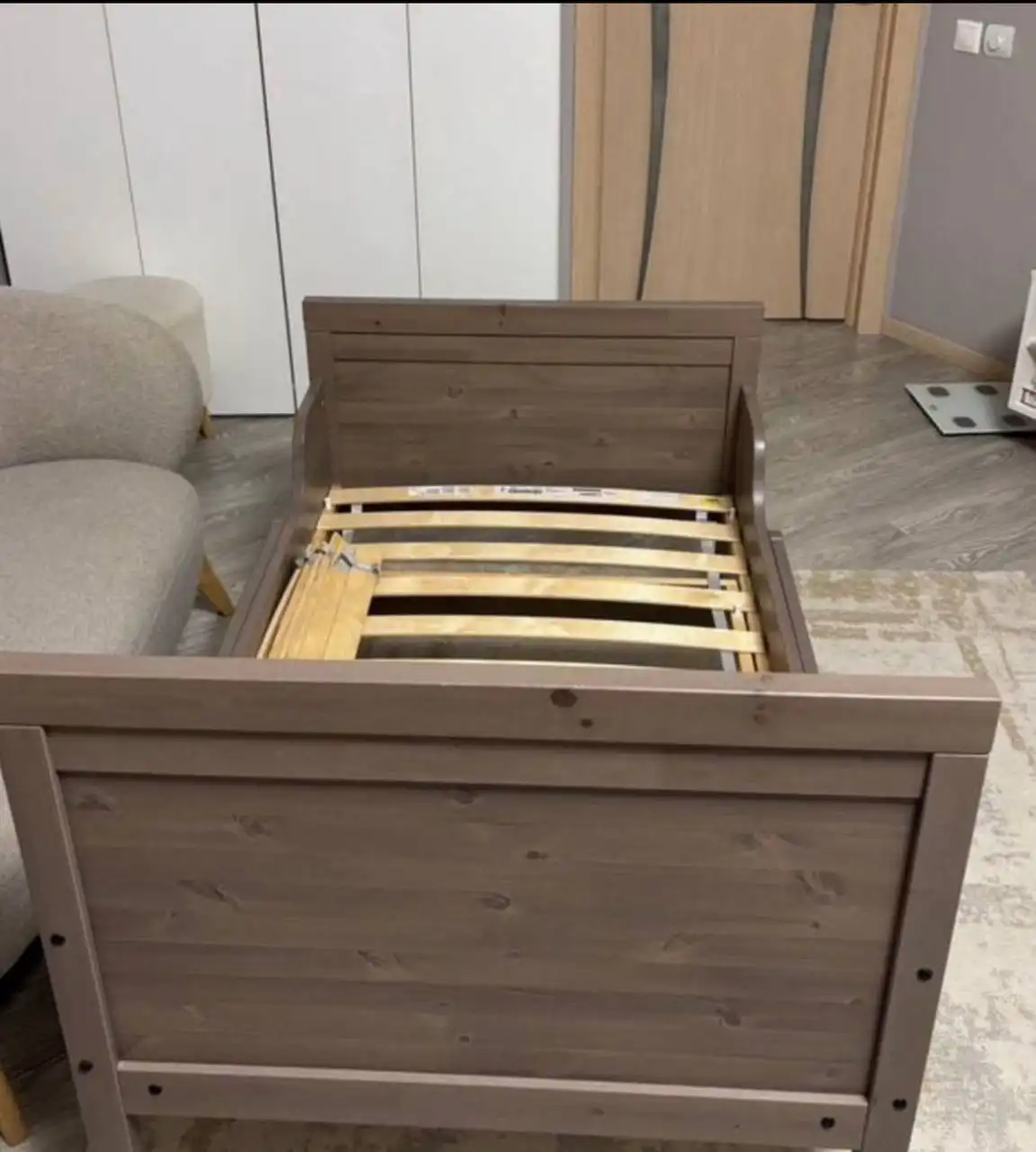 Продам подростковую раздвижную кровать