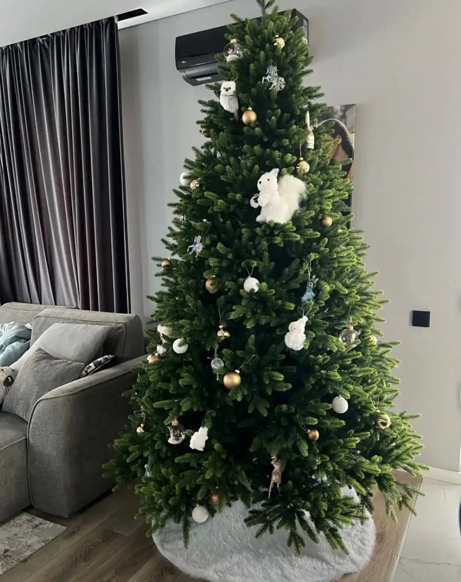 Продажа искусственных елок