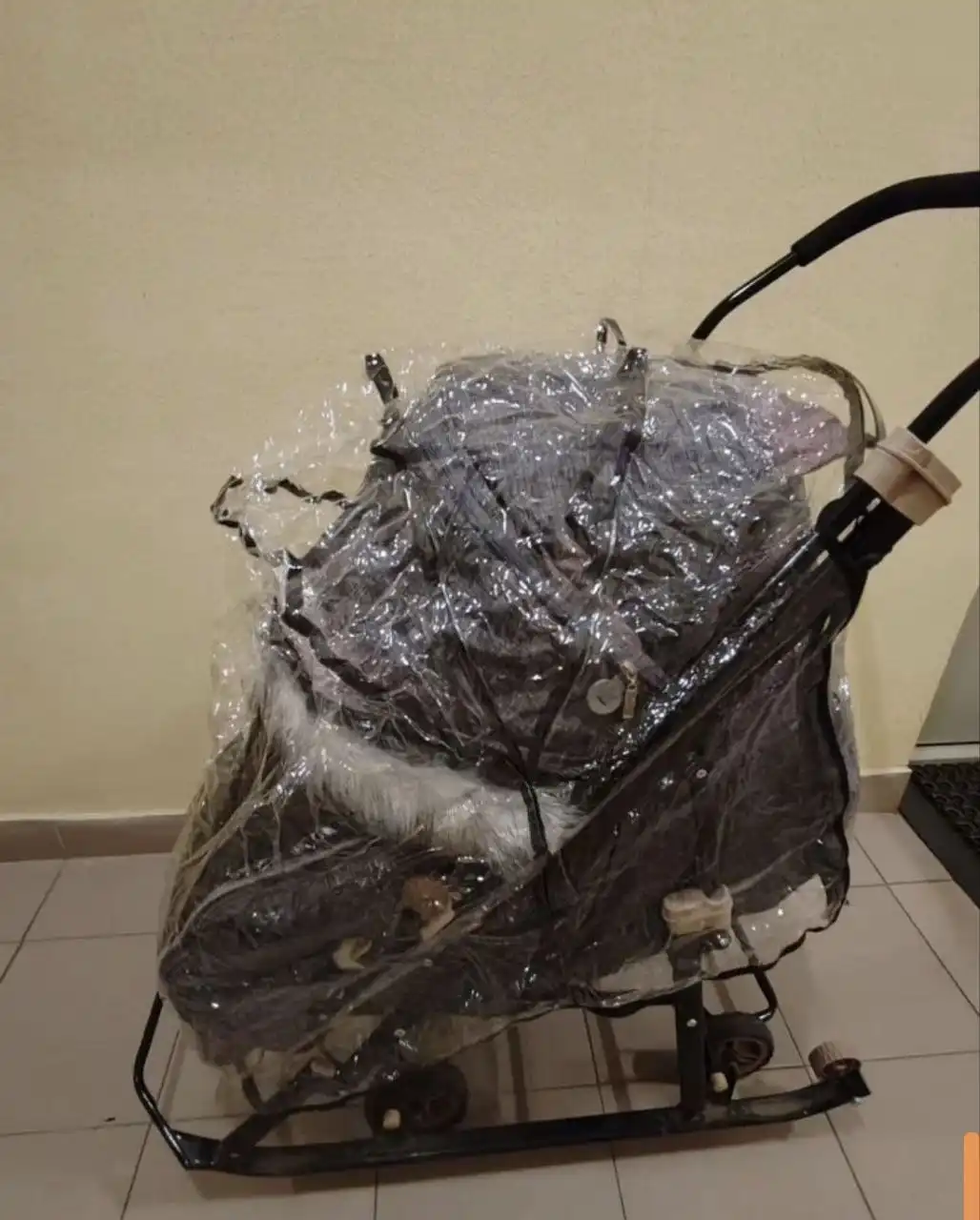 Санки-коляска с аксессуарами