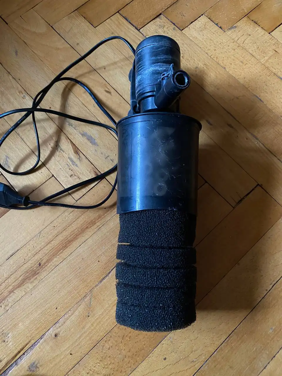 Аквариумные принадлежности и оборудование