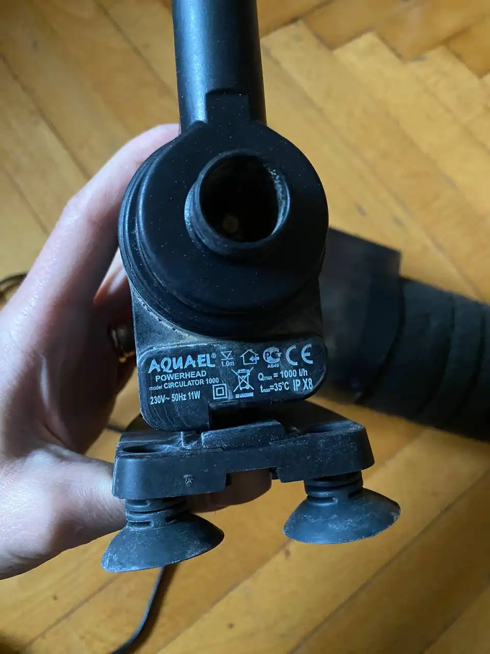 Аквариумные принадлежности и оборудование