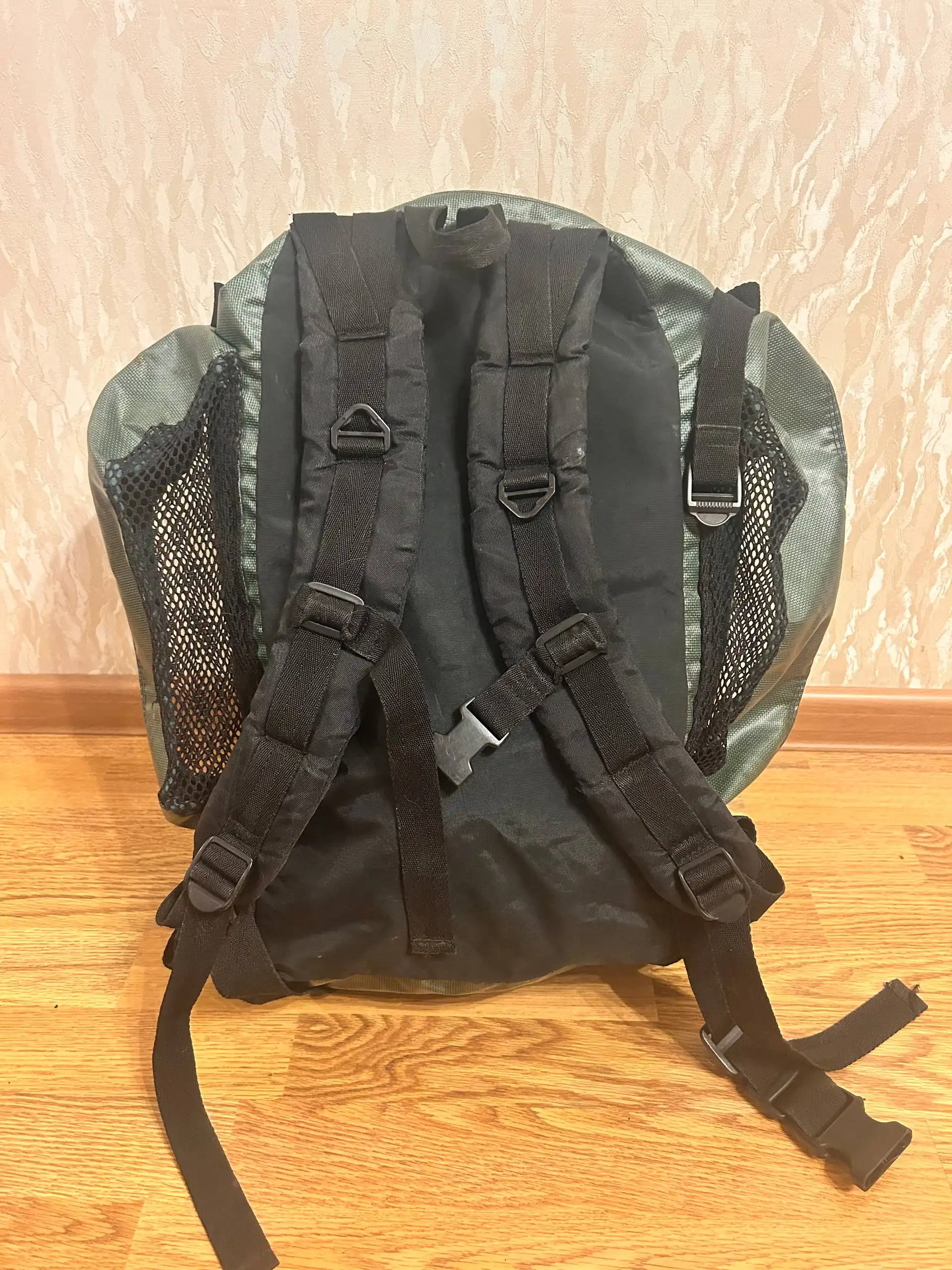 Продам рюкзак Sage для рыбалки