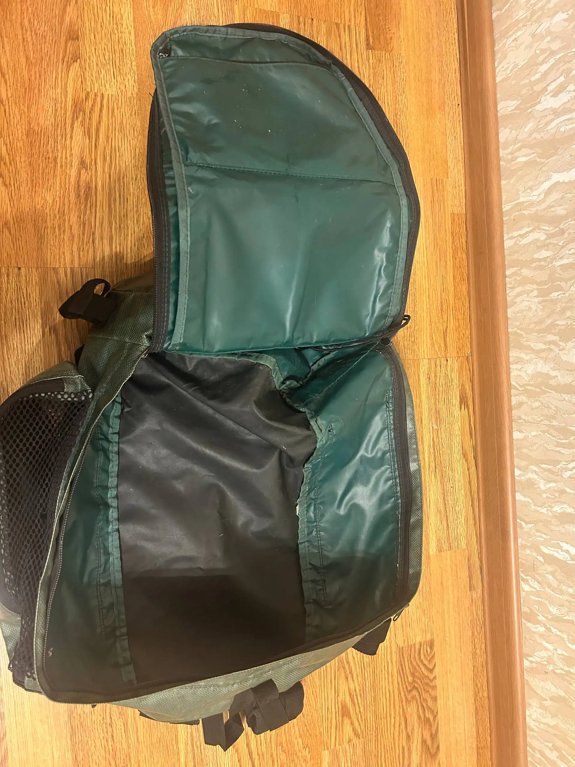 Продам рюкзак Sage для рыбалки