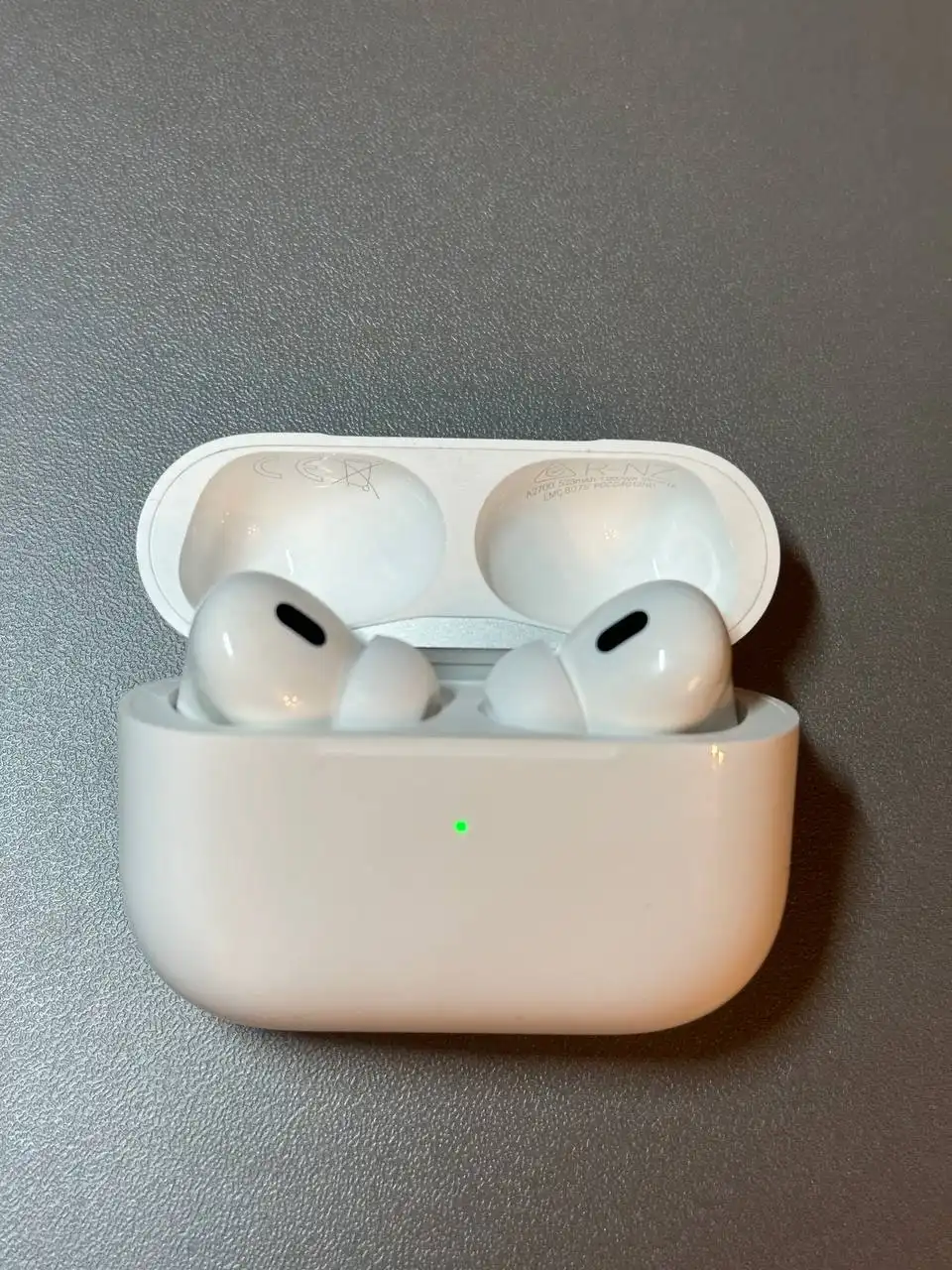 Продам AirPods Pro 2 в отличном состоянии