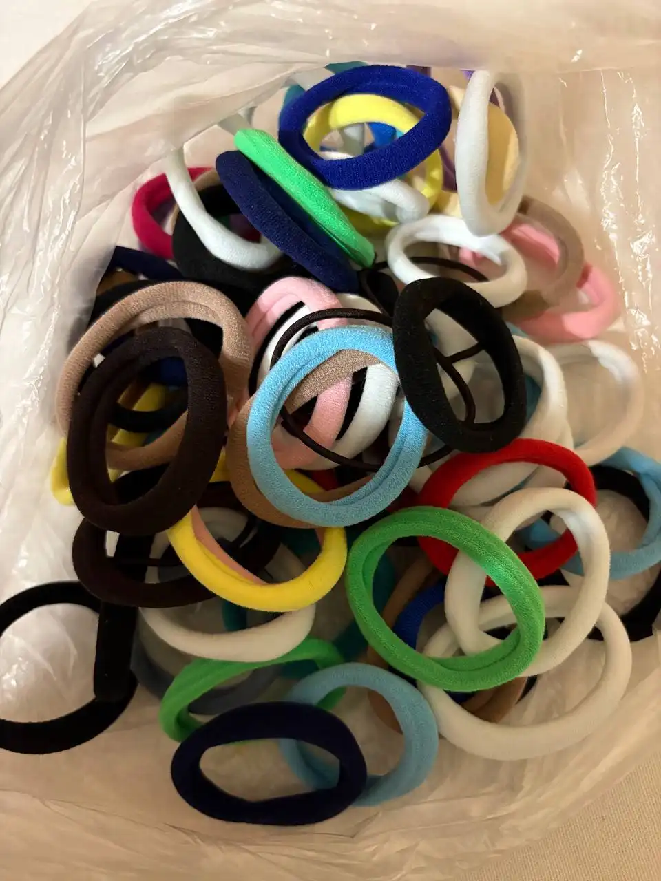 Резиночки детские 74 штуки новые