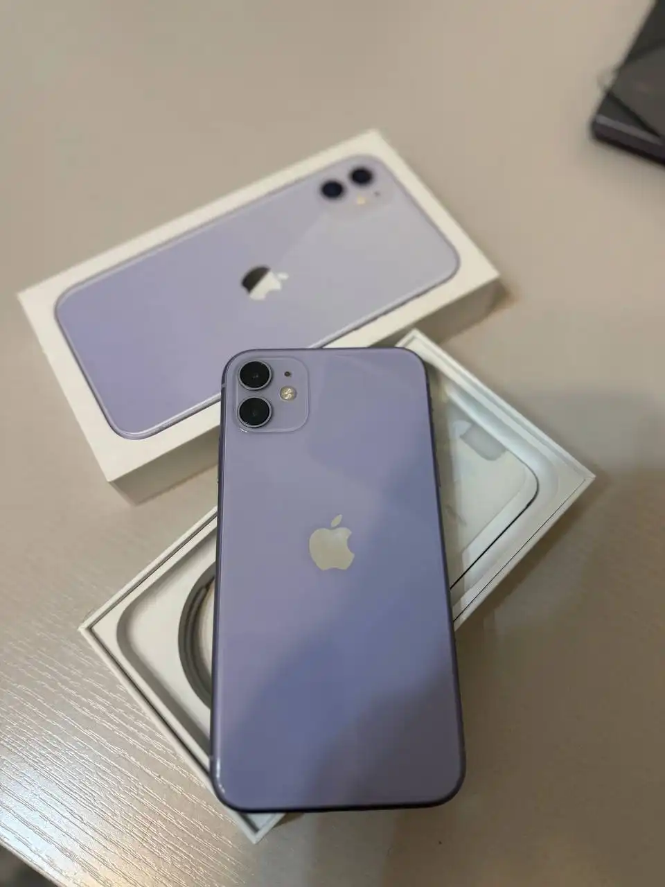 iPhone 11 128GB в отличном состоянии