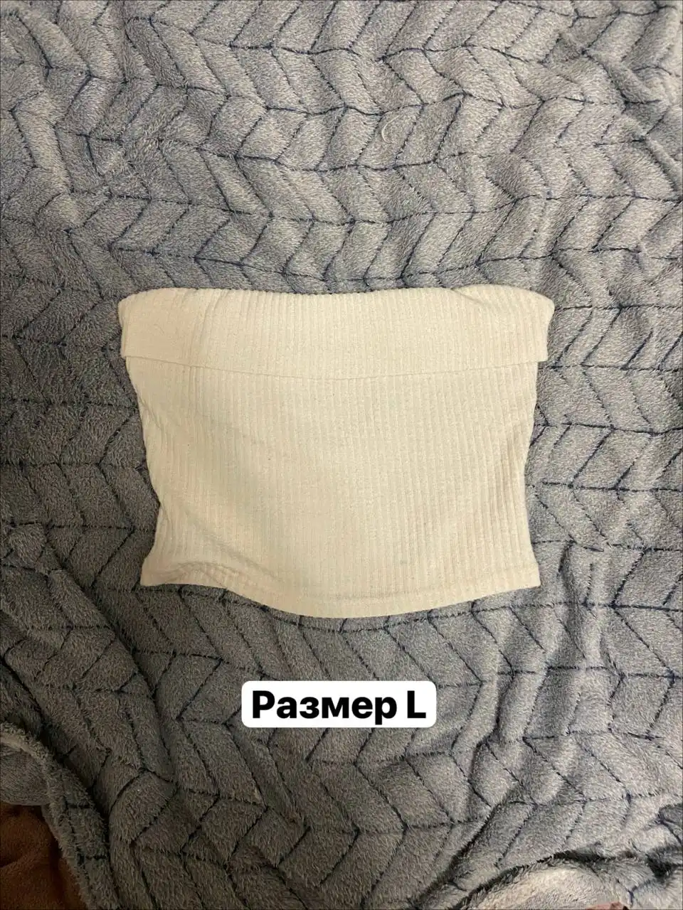 Продам одежду б/у: кофту, топ и эко-шубу