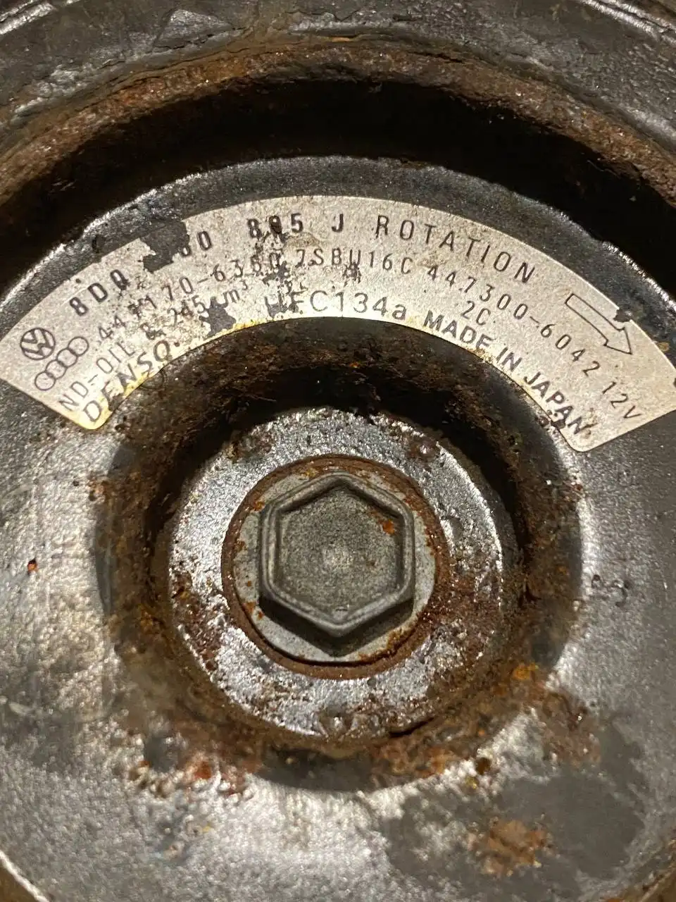 Компрессор кондиционера Volkswagen Passat B5 plus