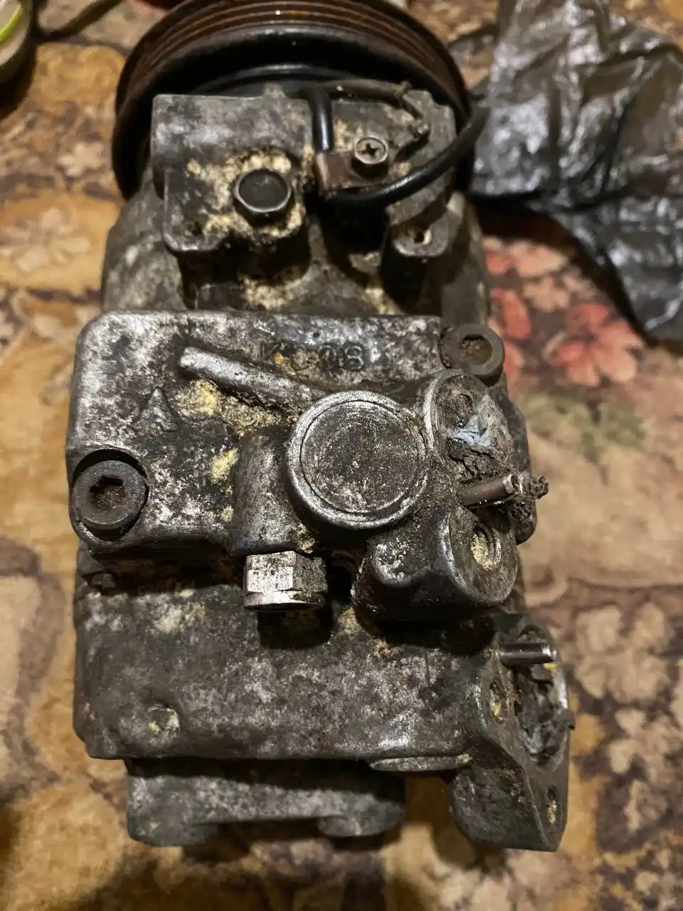 Компрессор кондиционера Volkswagen Passat B5 plus