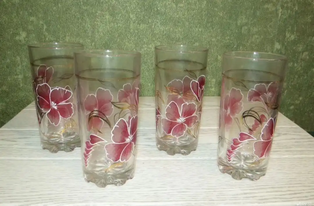 Стеклянные стаканы 'Цветы' СССР 4 шт.