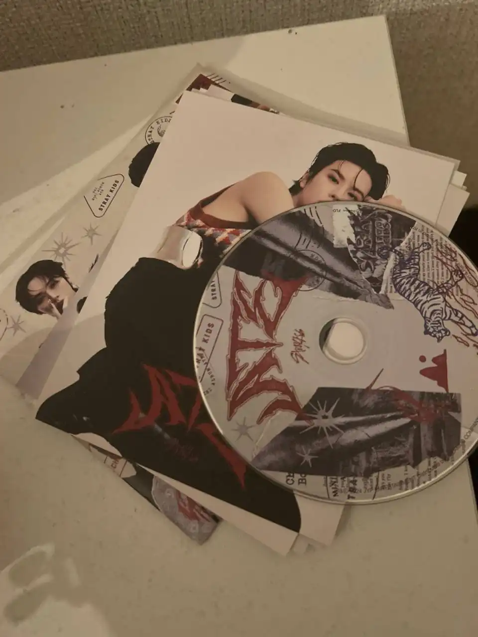 Продам мини альбом SKZ