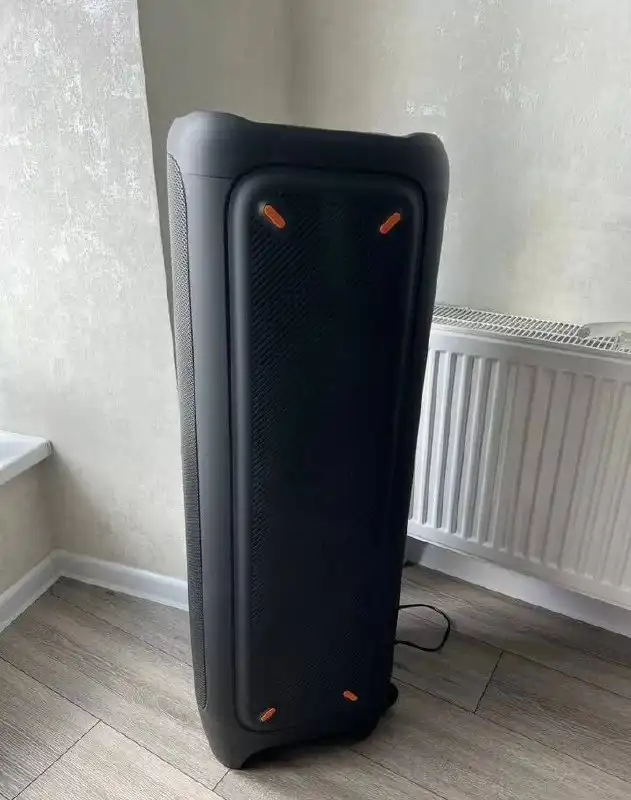 Продам JBL PartyBox 1000