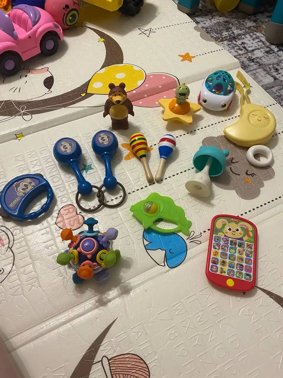 Продам детские игрушки, погремушки б/у