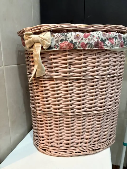 Корзина из лозы и искусственные пальмы - Детские товары в Люберцы