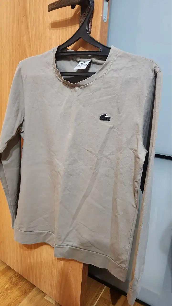 Мужская кофта 44 размера почти новая - Мужская одежда (Одежда) в Люберцы