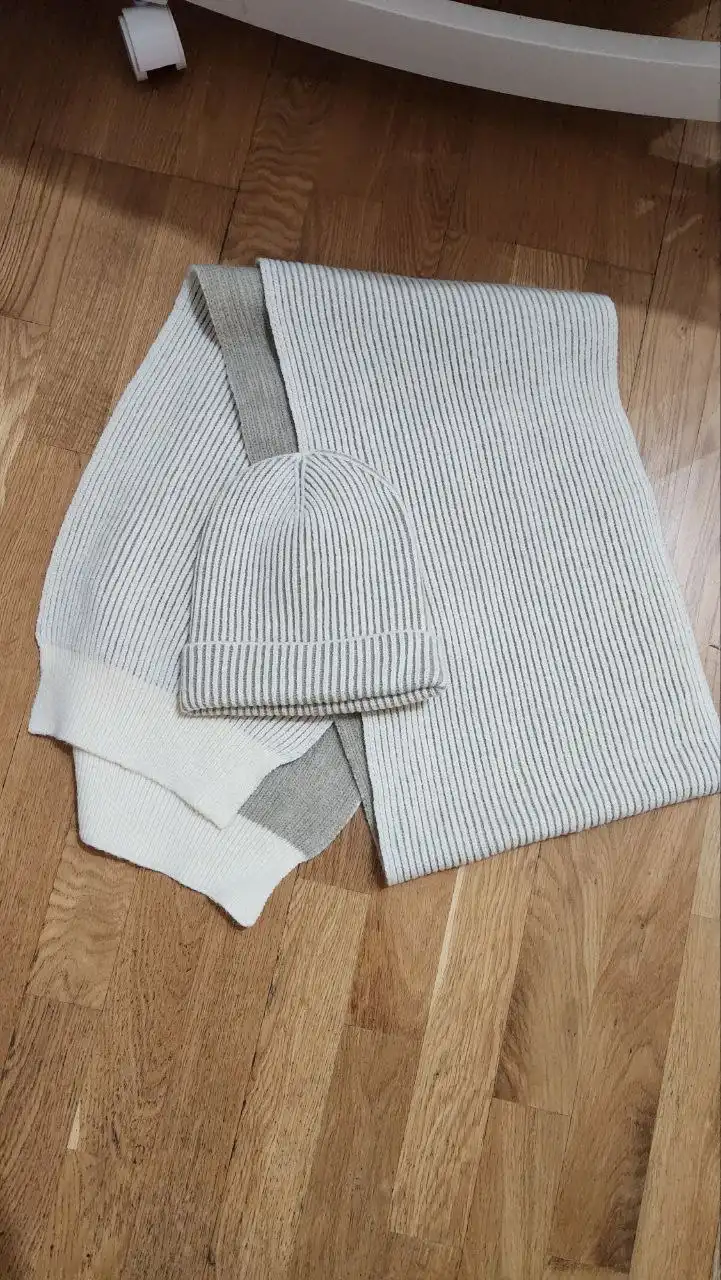 Шапка/шарф Zarina - Головные уборы/Аксессуары (Одежда) в Люберцы