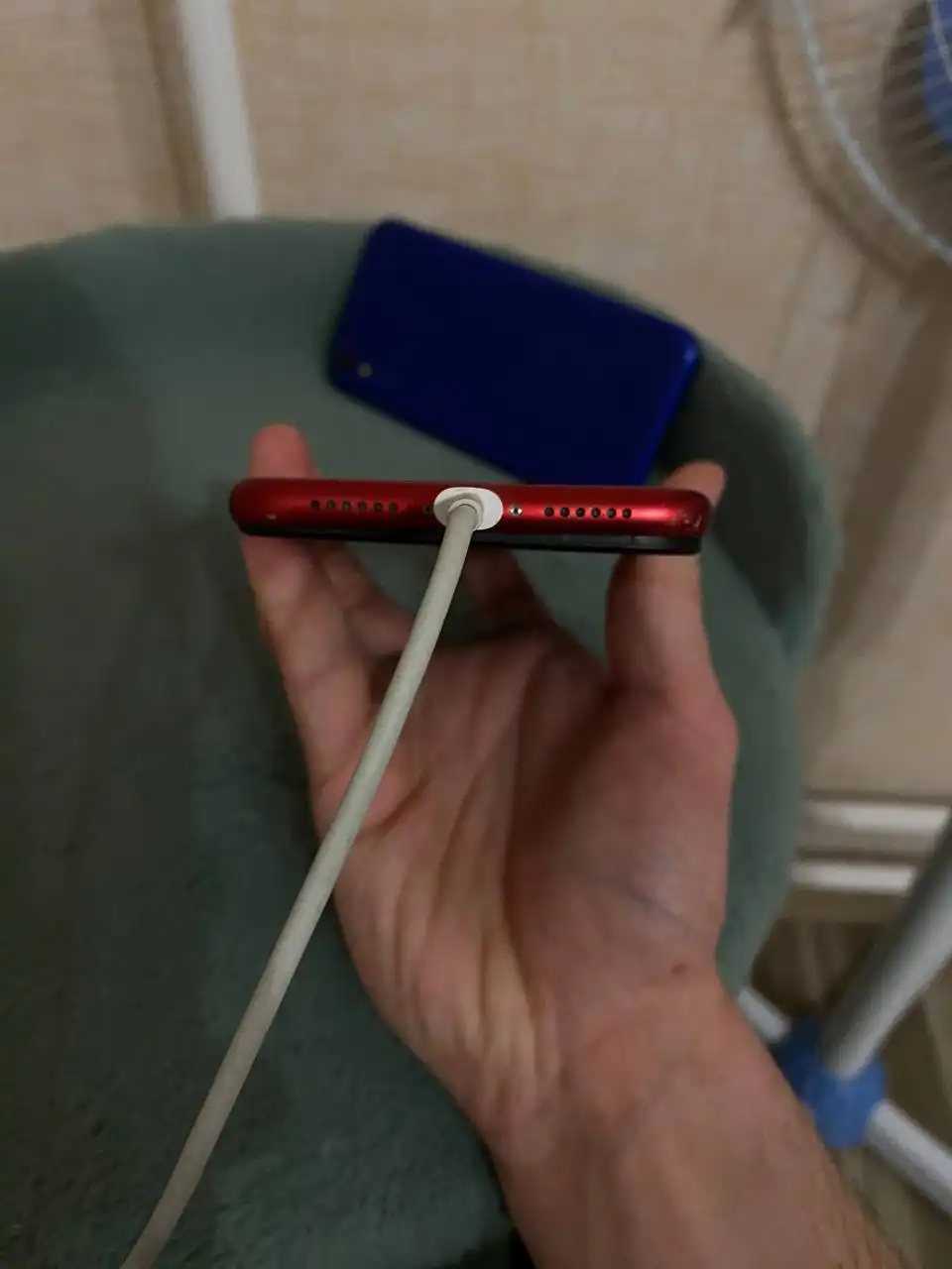 Продажа двух смартфонов iPhone 11 и Honor в нерабочем состоянии - Смартфоны (Электроника) в Люберцы