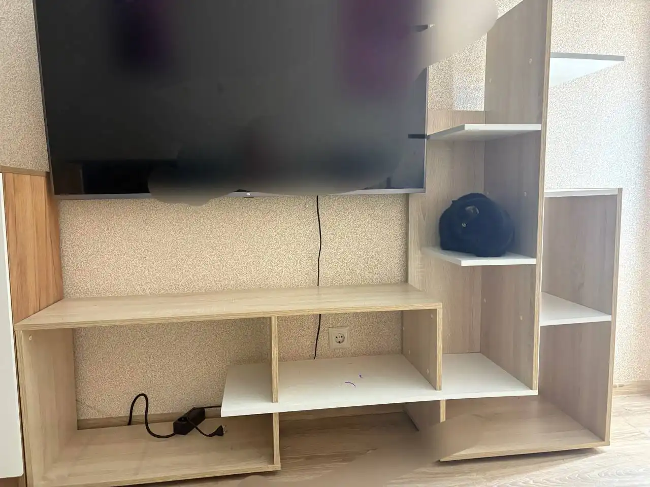 Стенка тумба под ТВ и прикроватная тумба - Мебель (Барахолка) в Люберцы