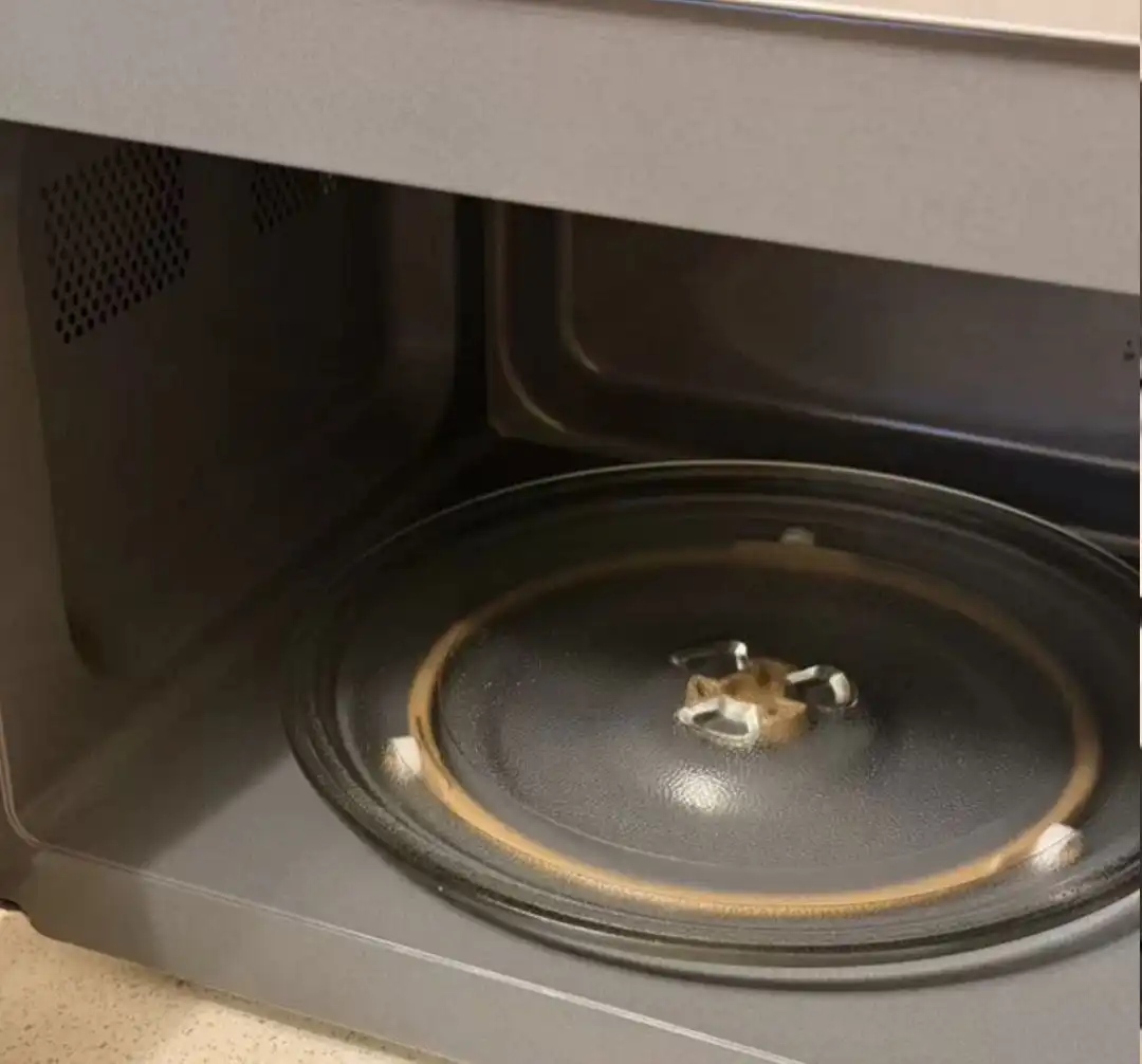 Микроволновка в хорошие руки - Барахолка в Люберцы