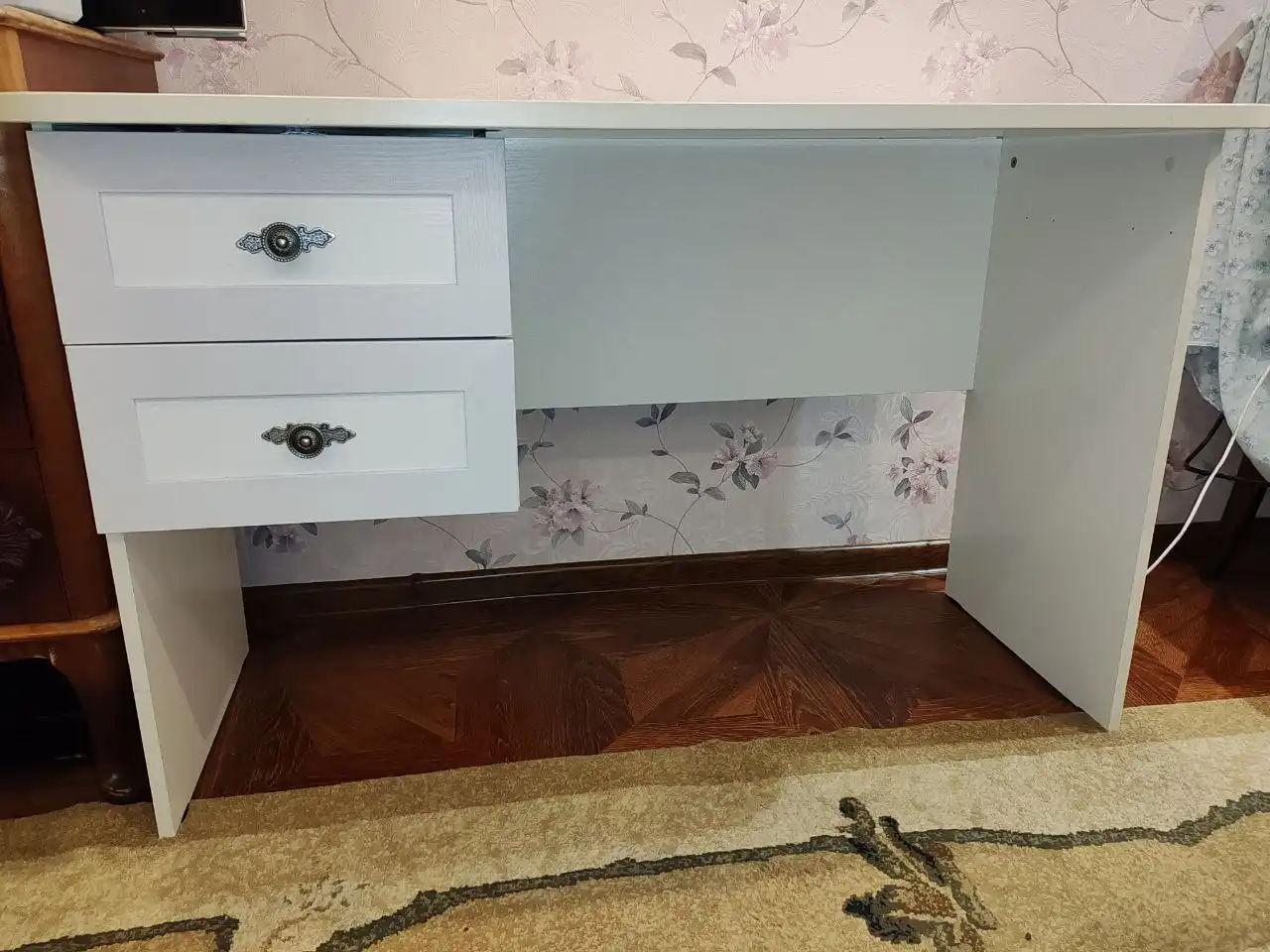 Продам кровать Астория 90x200 и письменный стол - Мебель (Барахолка) в Люберцы