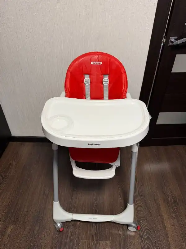 Продажа детского стульчика для кормления Peg Perego Prima Pappa Follow Me - Стульчики для кормления (Товары для детей) в Люберцы