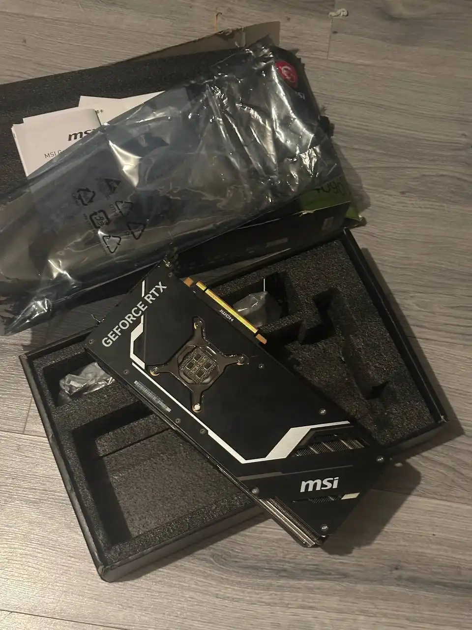 Продажа видеокарты MSI 4090 Ventus 3x 24GB - Компьютерные комплектующие (Электроника) в Люберцы