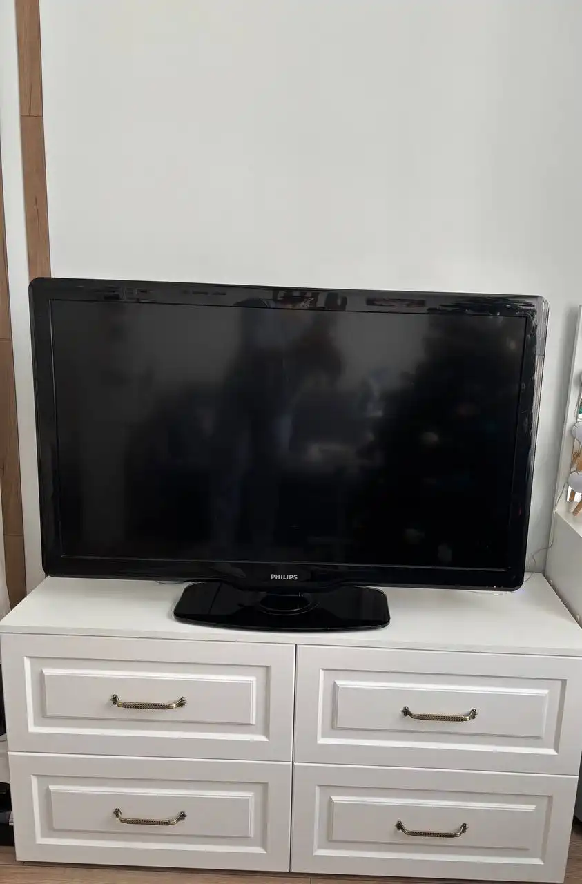 Продам телевизор Philips 43 диагональ - Телевизоры (Электроника) в Люберцы