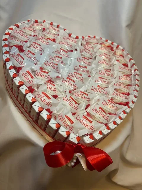 Подарок сердце для близких - Детские книги в Люберцы