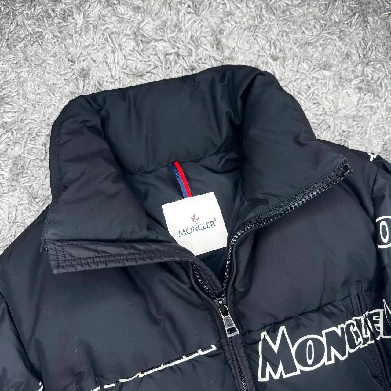 Пуховик Moncler оригинал - Верхняя одежда (Одежда) в Люберцы