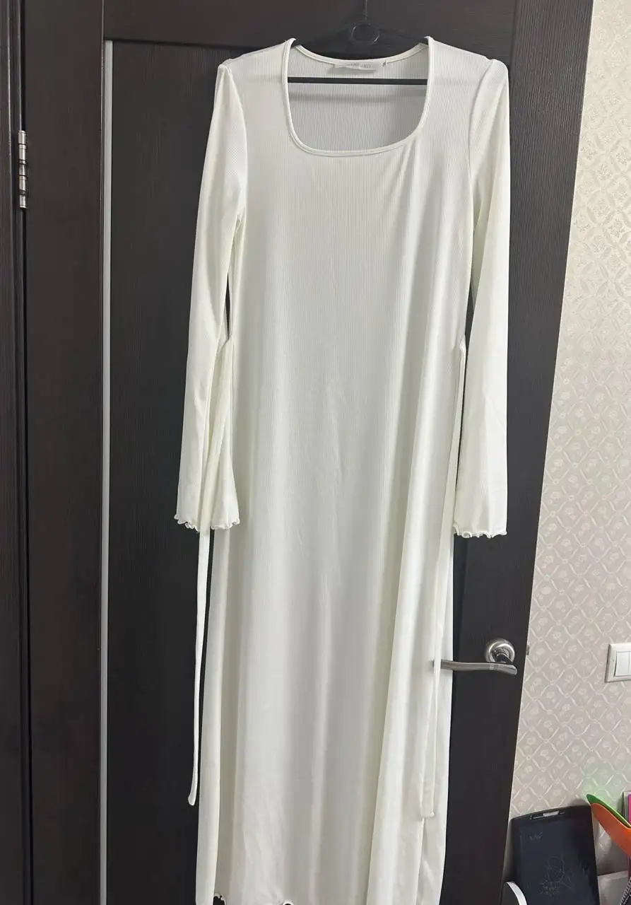 Продажа платьев - Платья (Одежда) в Люберцы