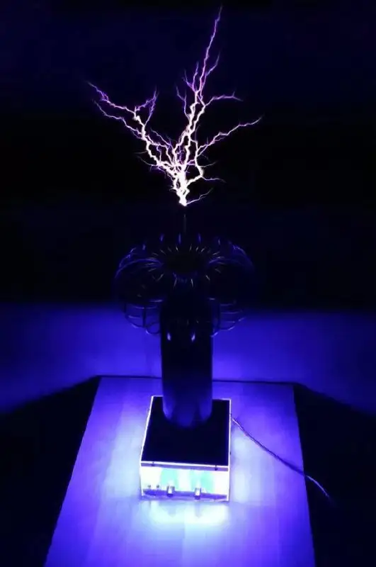 Продажа катушки Тесла 5.3 Led - Научные игрушки, демонстрационное оборудование (Хобби и отдых) в Люберцы