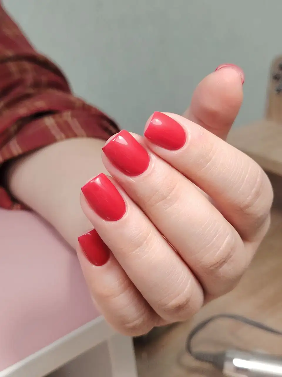 Маникюр и педикюр с покрытием на дому - Красота и здоровье (Услуги) в Люберцы