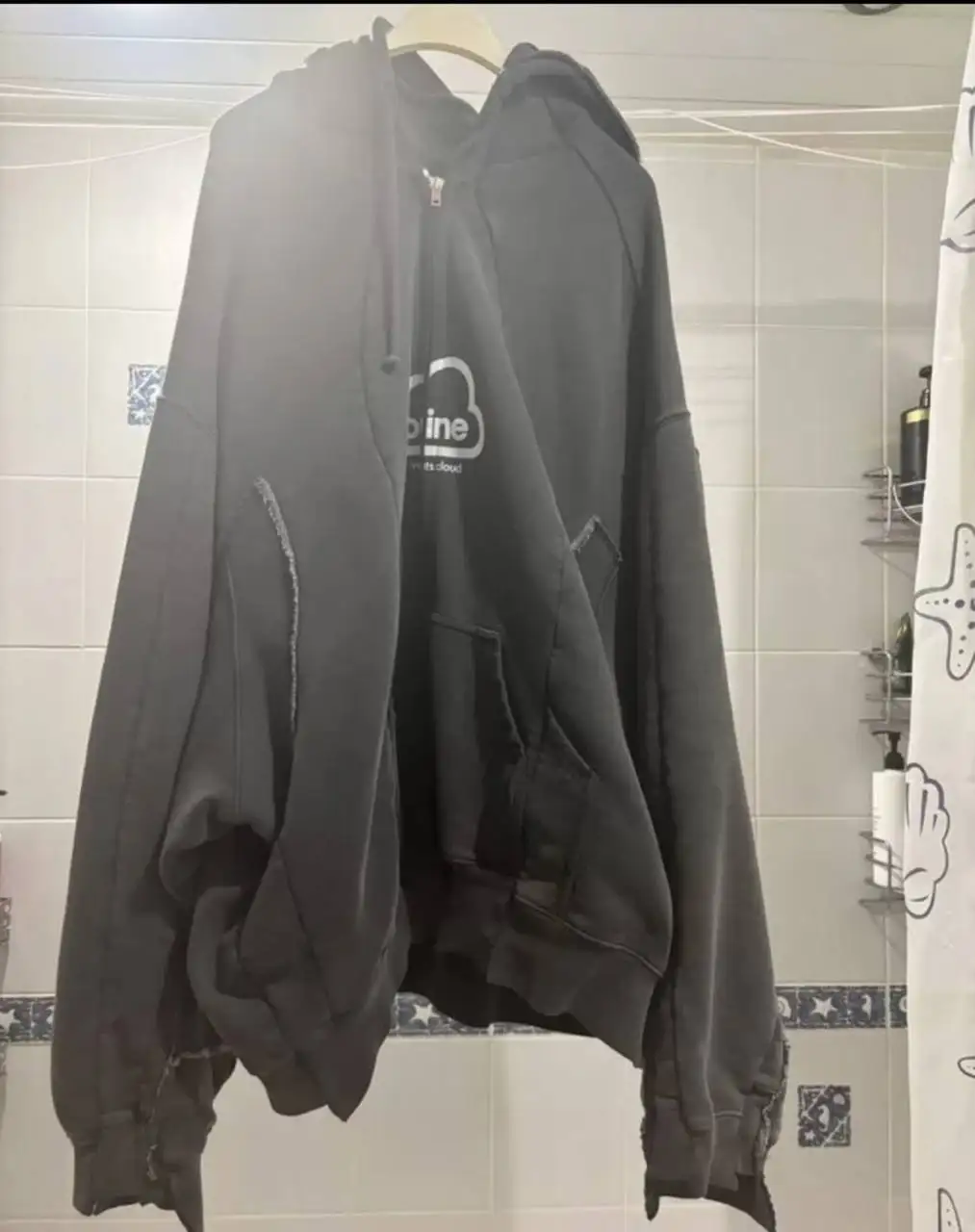 Продажа Ветмо онлайн (ред вейв) - Одежда в Люберцы