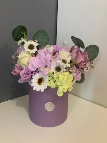 Композиция в шляпной коробке в сиреневой цветовой гамме - частное объявление в Люберцы