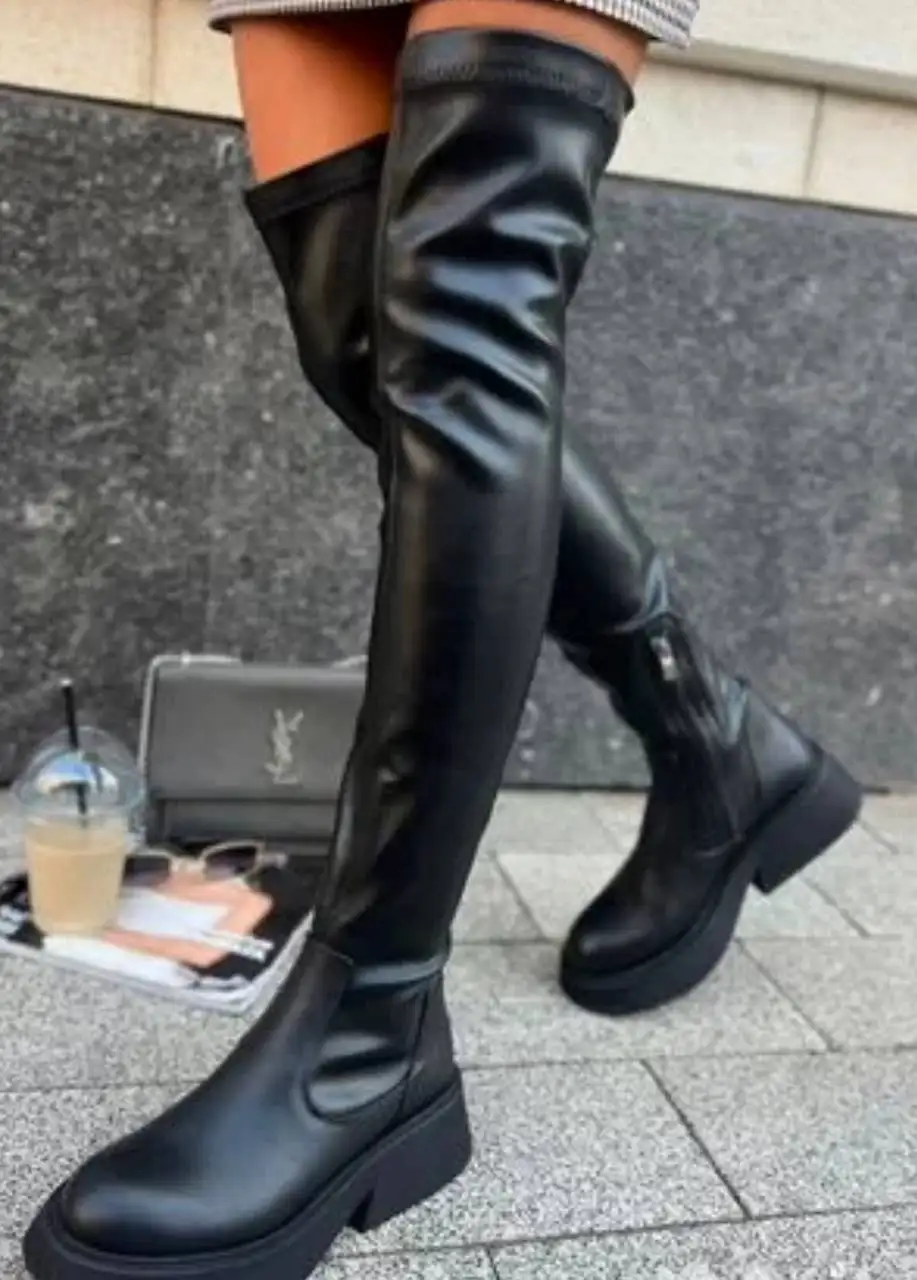 Шелковая юбка и демисезонные ботфорты - Женская одежда (Одежда) в Люберцы