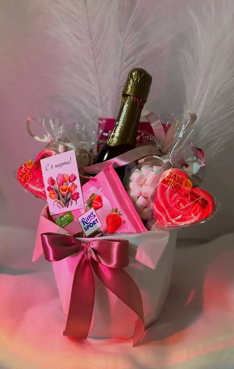 Продажа сладких корзинок с конфетами на заказ - Подарки (Барахолка) в Люберцы