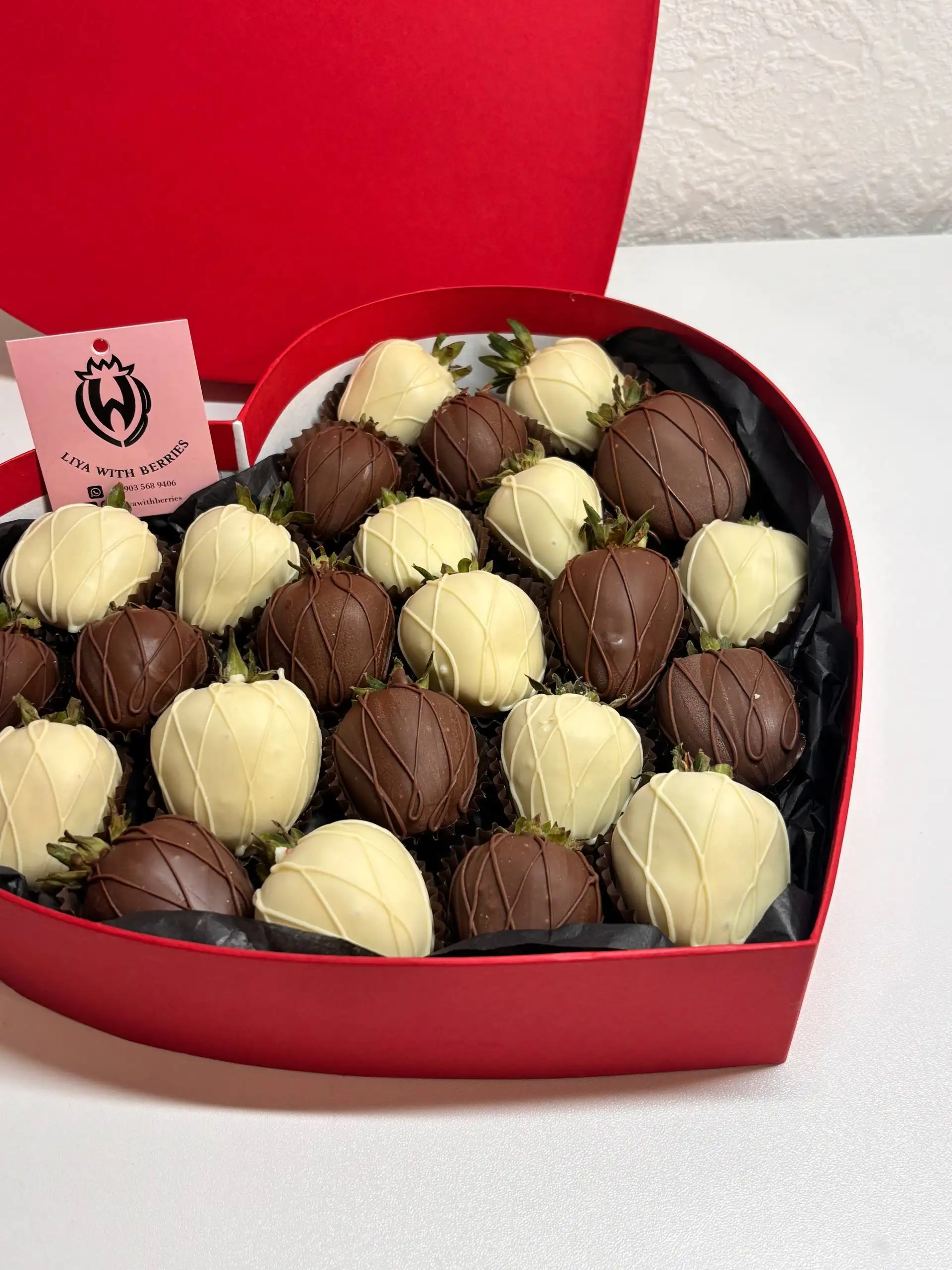 Клубника в шоколаде на 8 марта - Кулинарные услуги (Услуги) в Люберцы