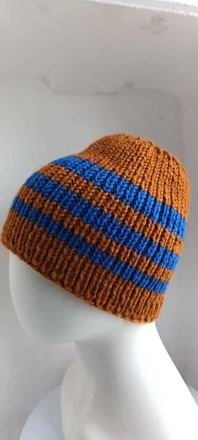 Шапочка ручной работы из полушерсти - Рюкзаки в Люберцы