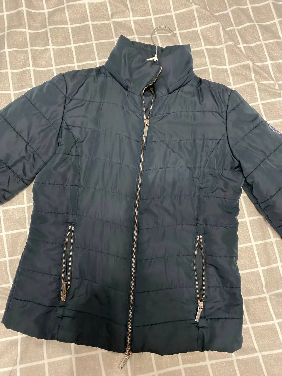 Демисезонная куртка размер S - Верхняя одежда (Одежда) в Люберцы