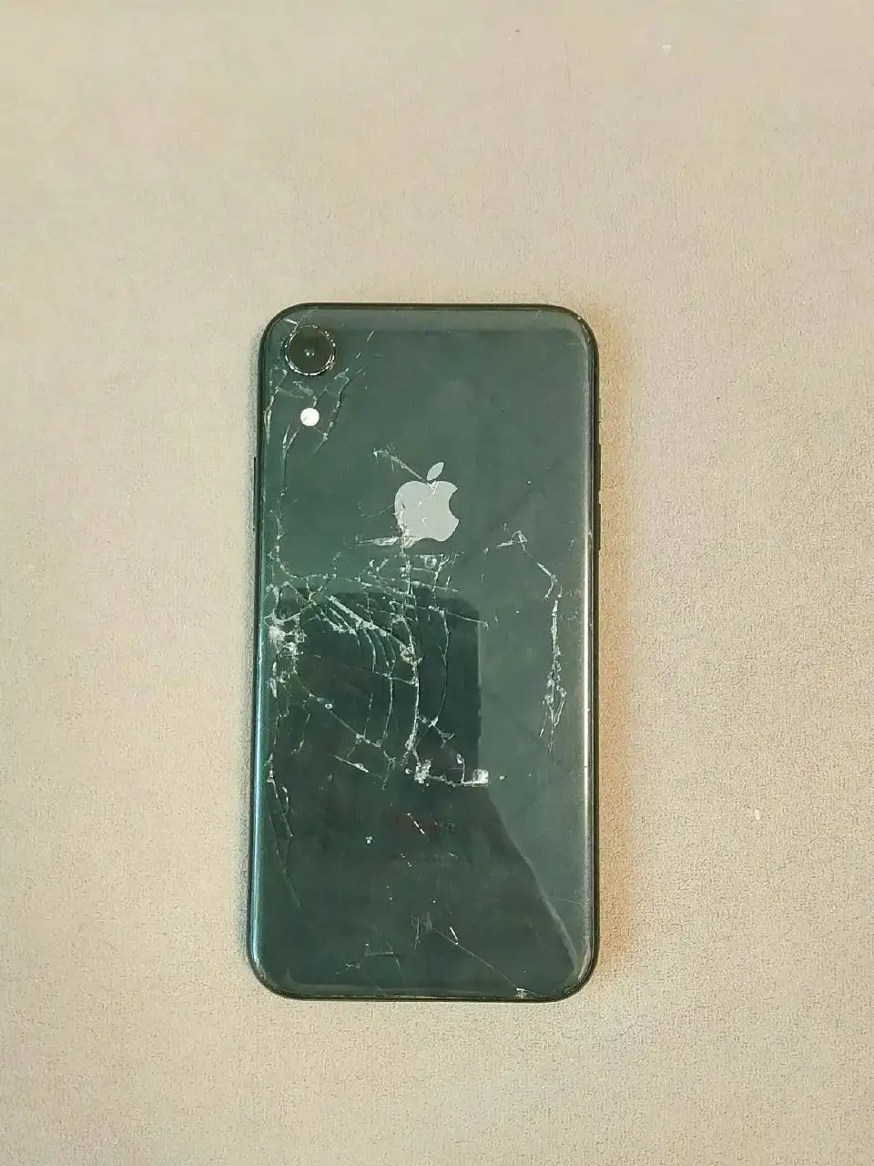 Айфон ХР с неисправной камерой - Смартфоны и телефоны (Электроника) в Люберцы