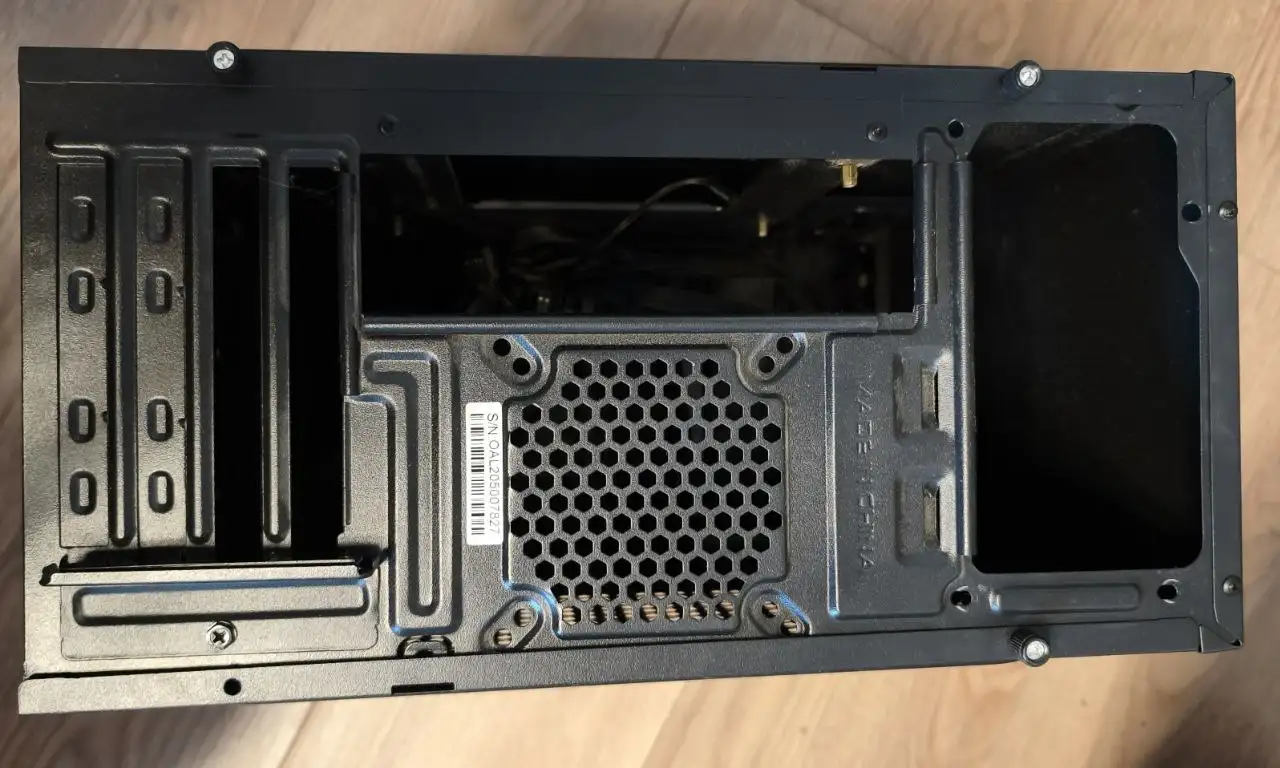 Корпус для ПК Dexp в хорошем состоянии - Компьютерные комплектующие (Электроника) в Люберцы