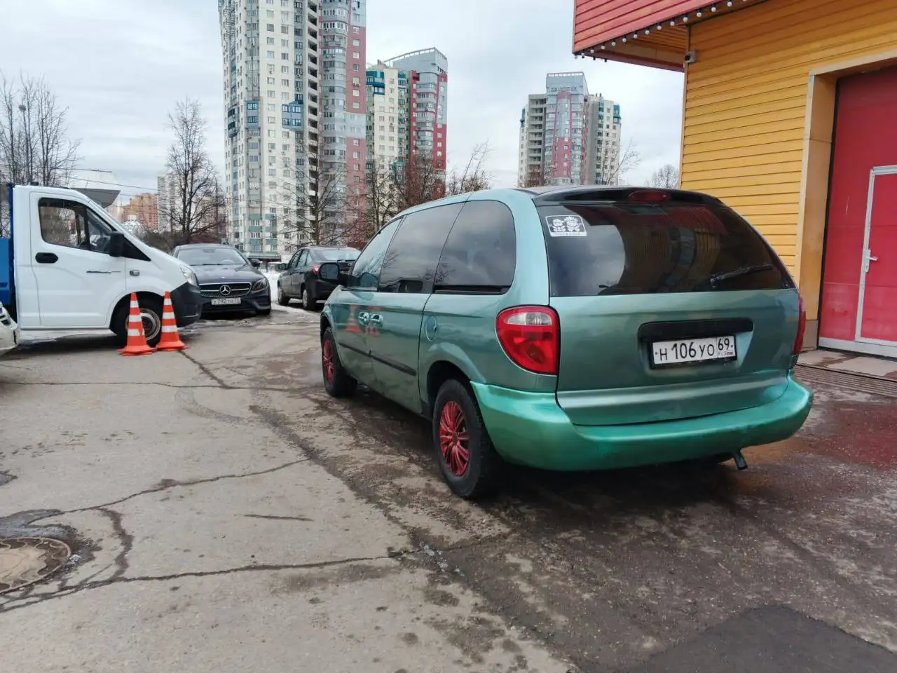 Dodge Caravan 2003 2.4АТ 150лс - Минивэн (Авто) в Люберцы