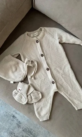 Комплект на выписку Loomknits цвет топленое молоко 62 размер - Клавиатуры в Люберцы